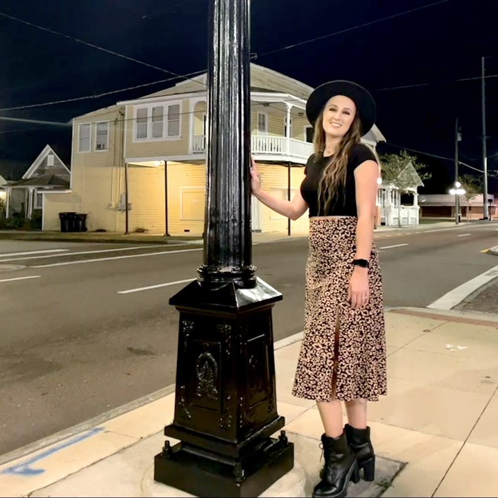 Meet your Posher, Kelly